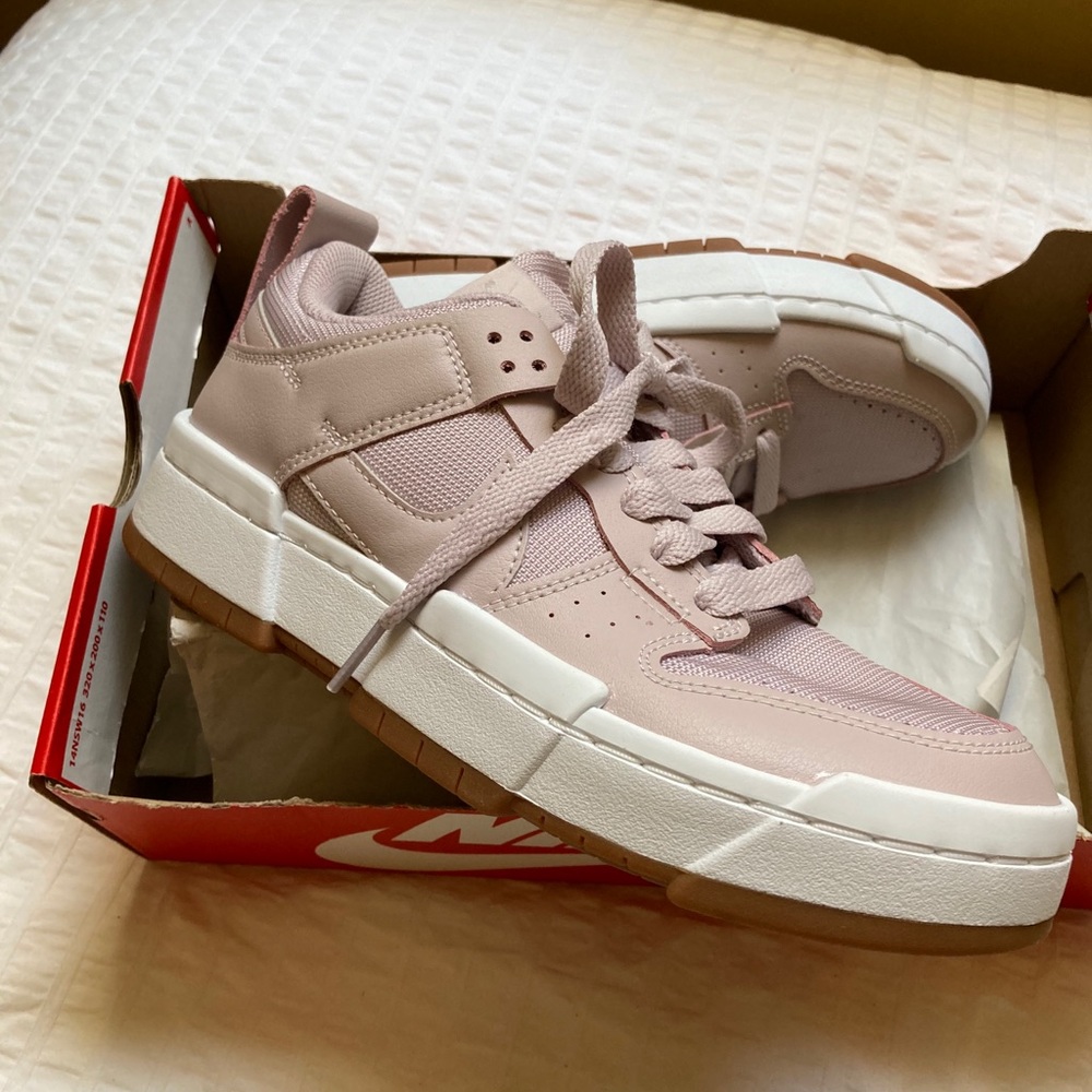 Nike Women’s Dunk Low Disrupt ‘Barely Rose’